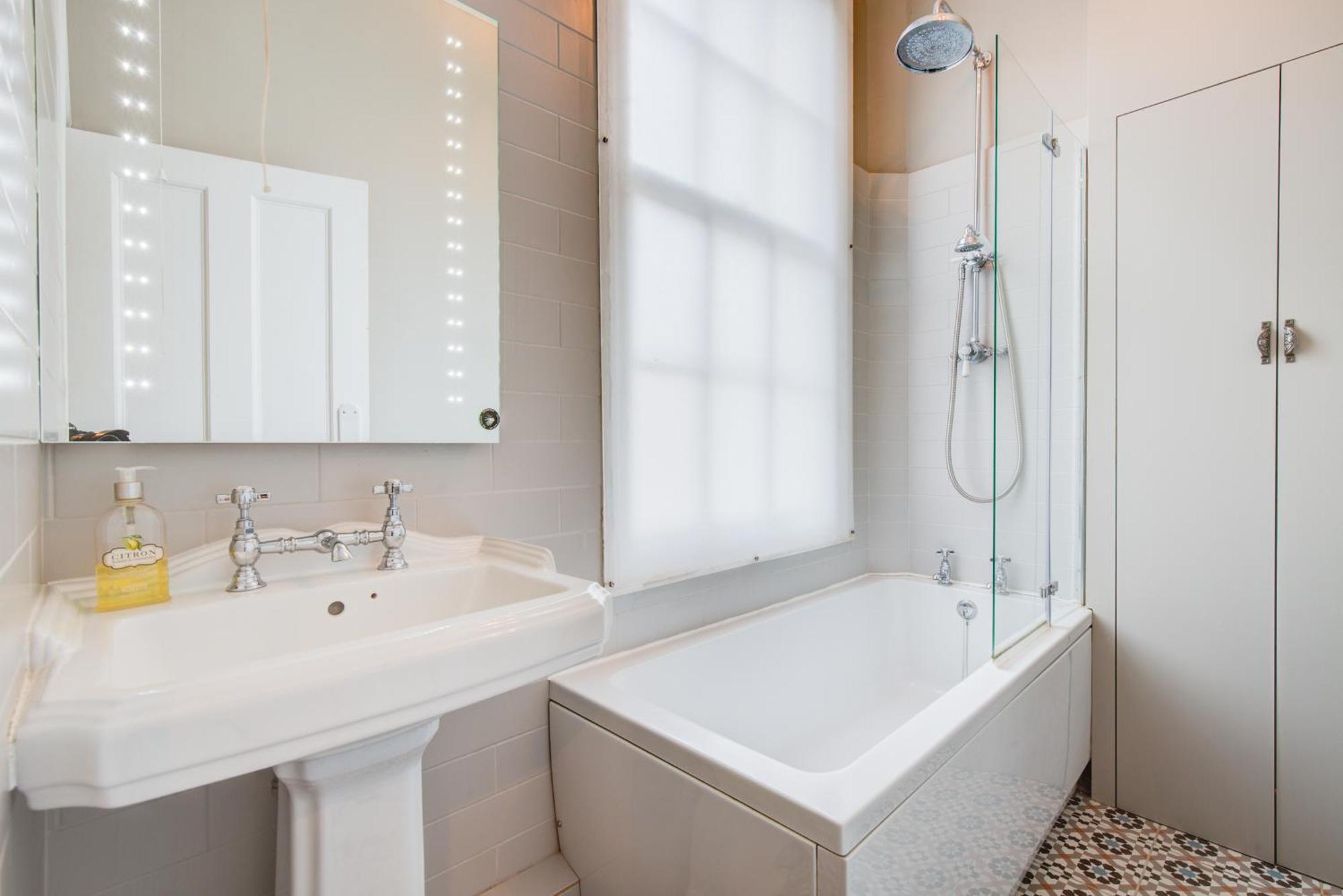 Victoria Belgravia Townhouse Gazde/Camere de închiriat *